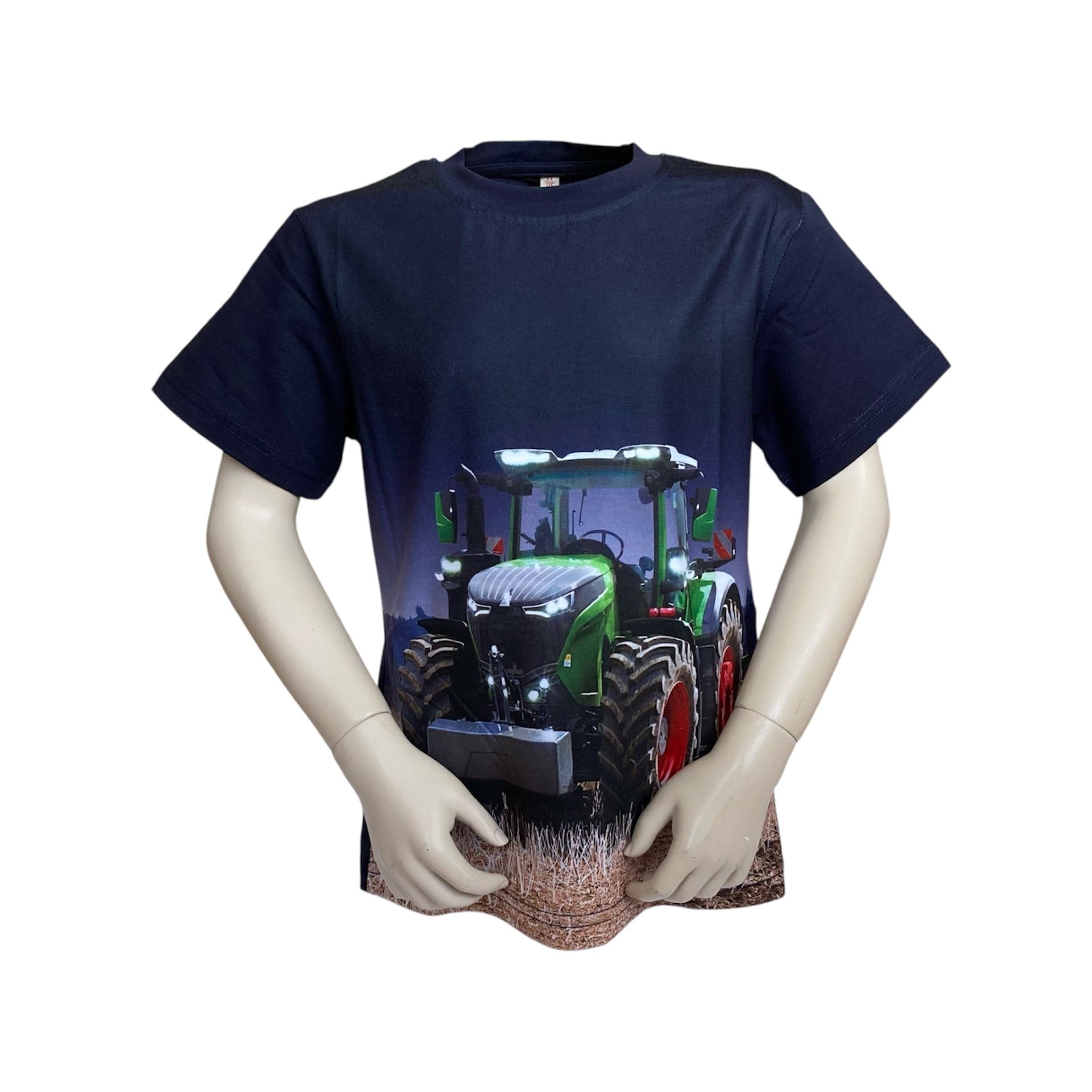 Stoere trekker shirt met trekker eop in het groen met rode velgen met frontgewicht ervoor. Materiaal is van 65% katoen en 35% polyester. Verkrijgbaar in verschillende maten.