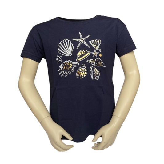 T-shirt donkerblauw met witte schelpen met gouden accenten. Materiaal 100% katoen en van het merk Blue Seven. In verschillende maten verkrijgbaar.