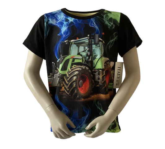 Trekkershirt Groene trekker met rode velgen en blauw en groene vlammen effect. Materiaal 70% katoen 20% polyester en 5% elastan. Verkrijgbaar in verschillende maten. 