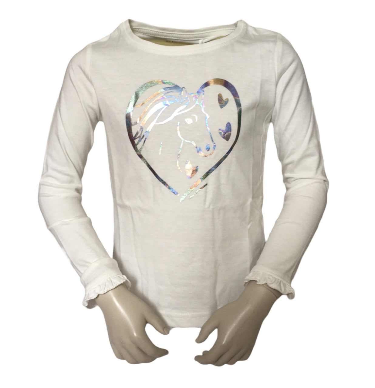Paardenshirt in de kleur offwhite met roezels aan de mouwen . Van 100% katoen en verkrijgbaar in de maten 92 t/m 128.