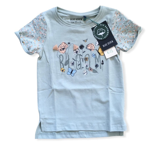 T shirt met bloemen mint groen kleur. Verkrijgbaar in de maten 92 t/m 128. Materiaal is 95% katoen en 5% elastan.